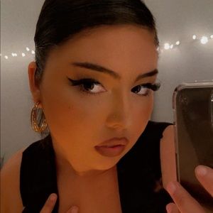 Meet your Posher, Noel